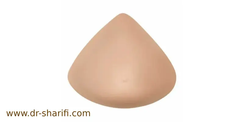 چه سنی برای کاشت پروتز سینه مدل اشکی مناسب است؟